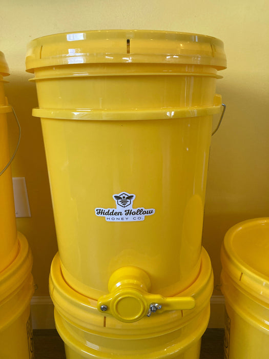5 Gallon Honey Bottling Bucket